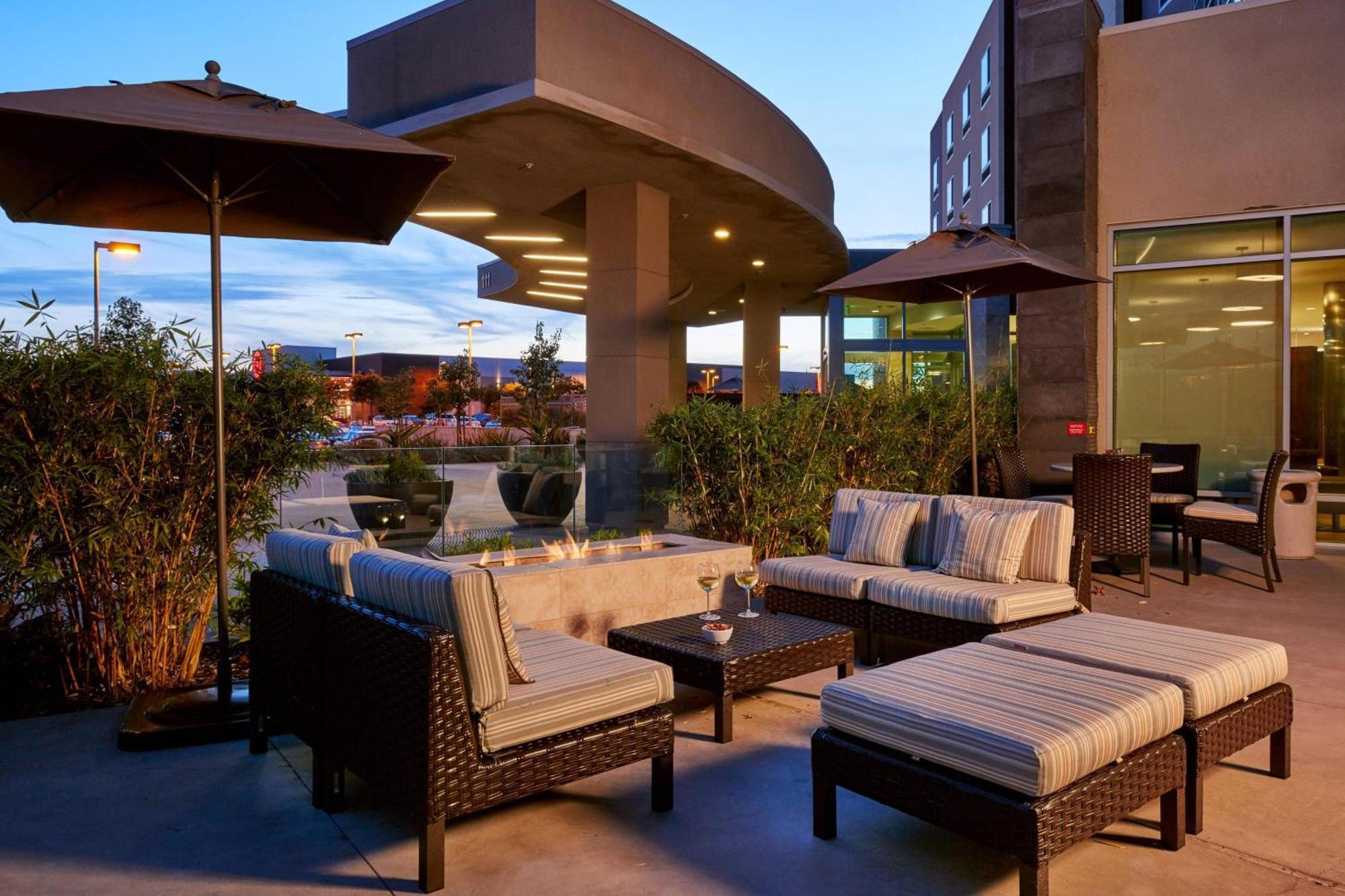 Courtyard By Marriott San Jose North/ Silicon Valley Eksteriør bilde